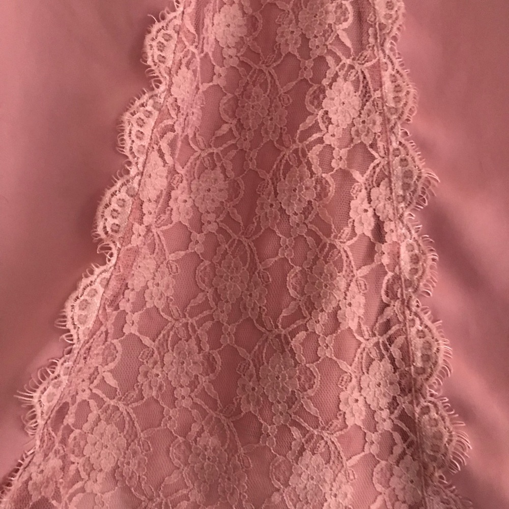 Beautiful blouse - Picture 3 of 4